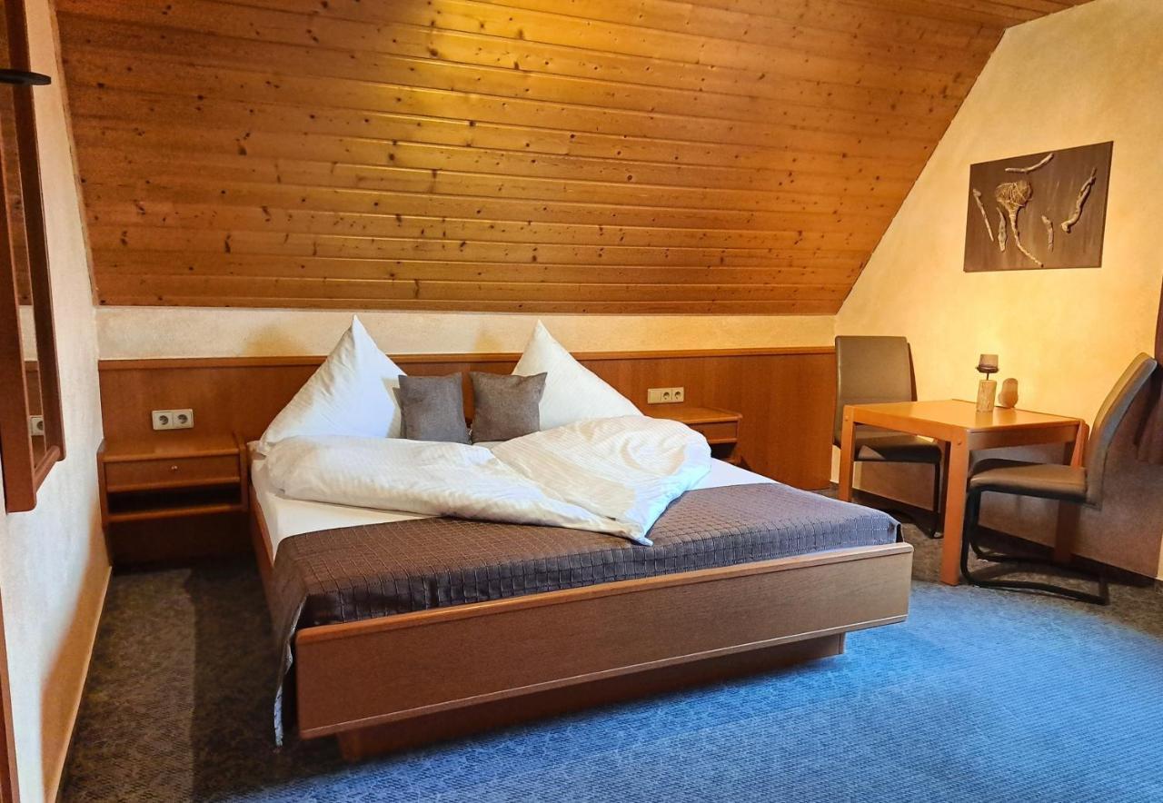 Klett Hotel *